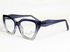✨ Elegant & Stylish Eyewear ✨  

Upgrade your look with our trendy cat-eye frames