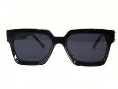 Luxury Eyewear with a Bold Design