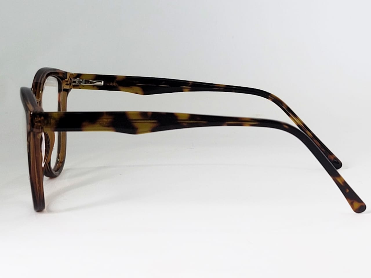 MUAEC Cat eye Eyewear